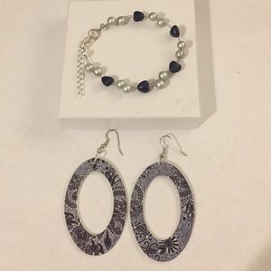Black & Gray Bracelet w/Leatherette Earrings